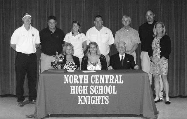Cassady Robinson signing