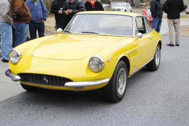 Ferrari Club2