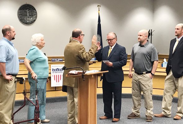 Arledge Swearing In